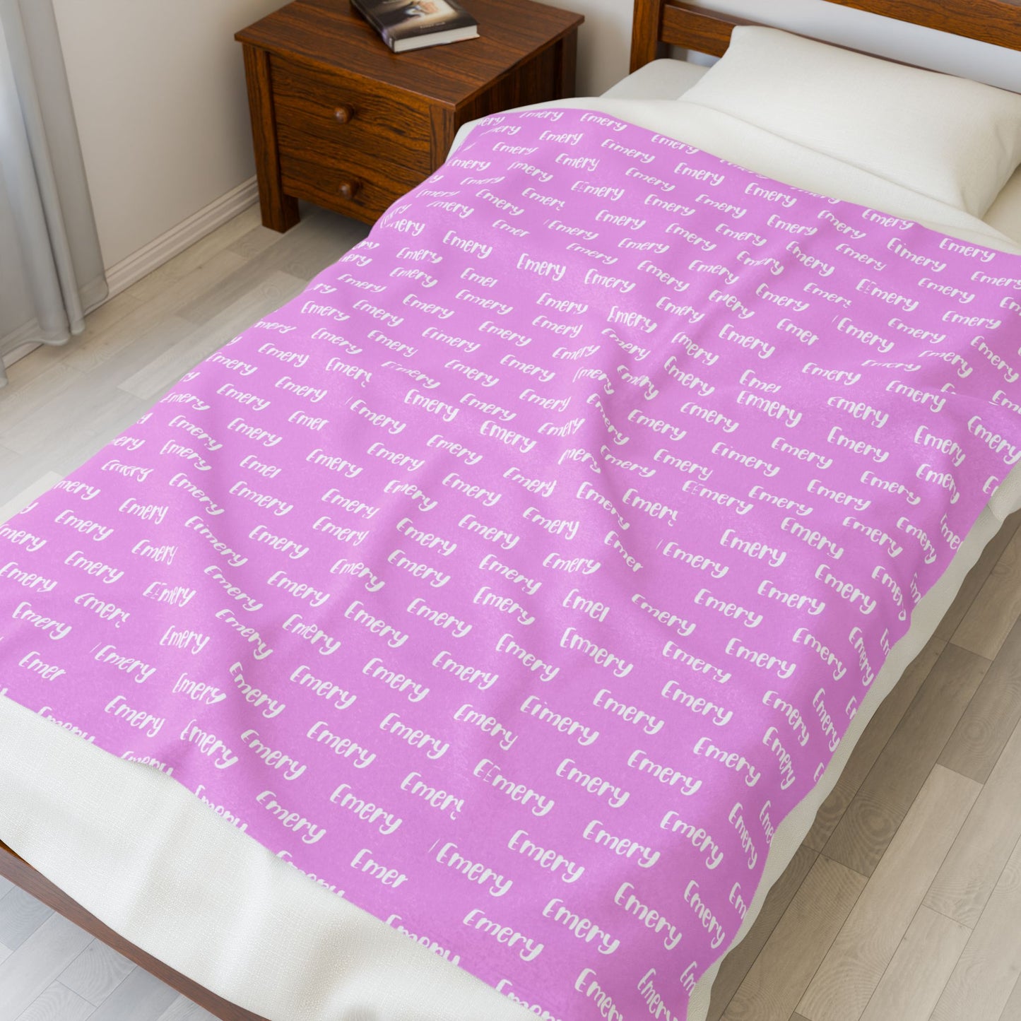 Pink 'Every' Pattern Velveteen Plush Blanket — Cozy Reversible Throw